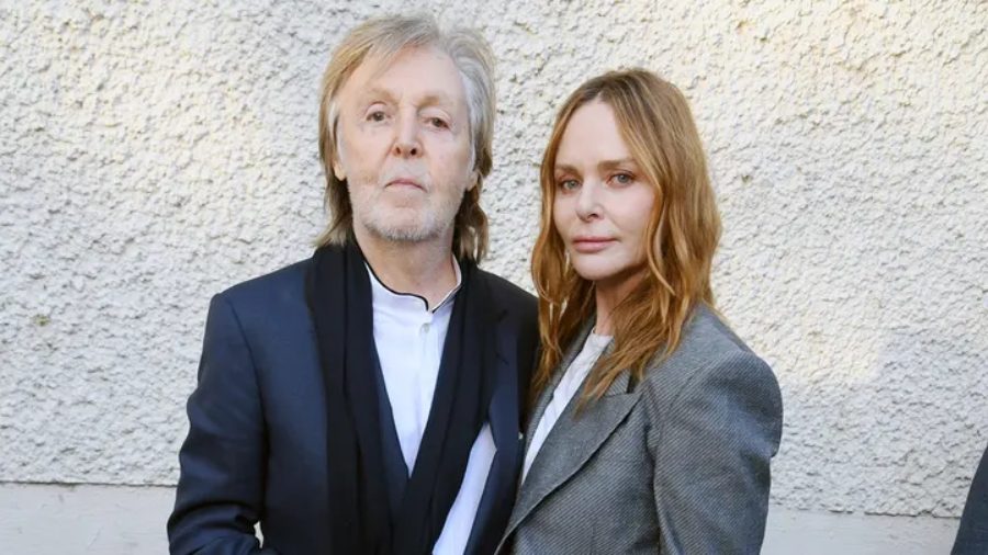 Paul McCartney Says Late Wife Linda’s Two-Word Philosophy Helped Him Heal After the Beatles Fell Apart Paul McCartney Says Late Wife Linda's Two-Word Philosophy Helped Him Heal After the Beatles Fell Apart